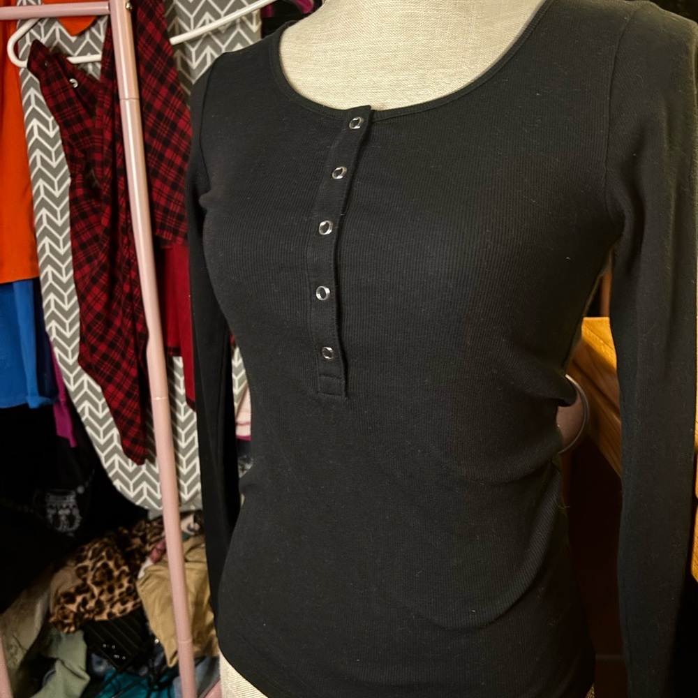 Black 2000s y2k Long Sleeve Button-Up Top